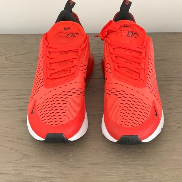 Nike Shoes - Men’s Nike Air 270